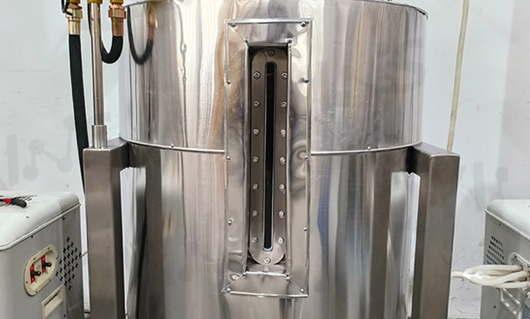 不銹鋼反應(yīng)釜18 不銹鋼反應(yīng)釜18