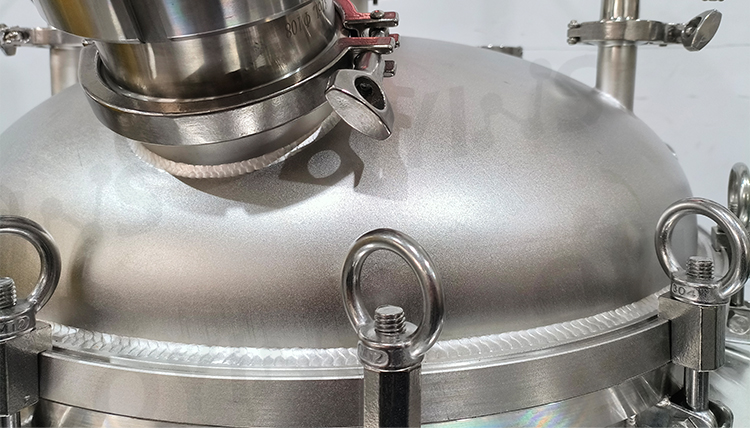 不銹鋼反應(yīng)釜15 不銹鋼反應(yīng)釜15